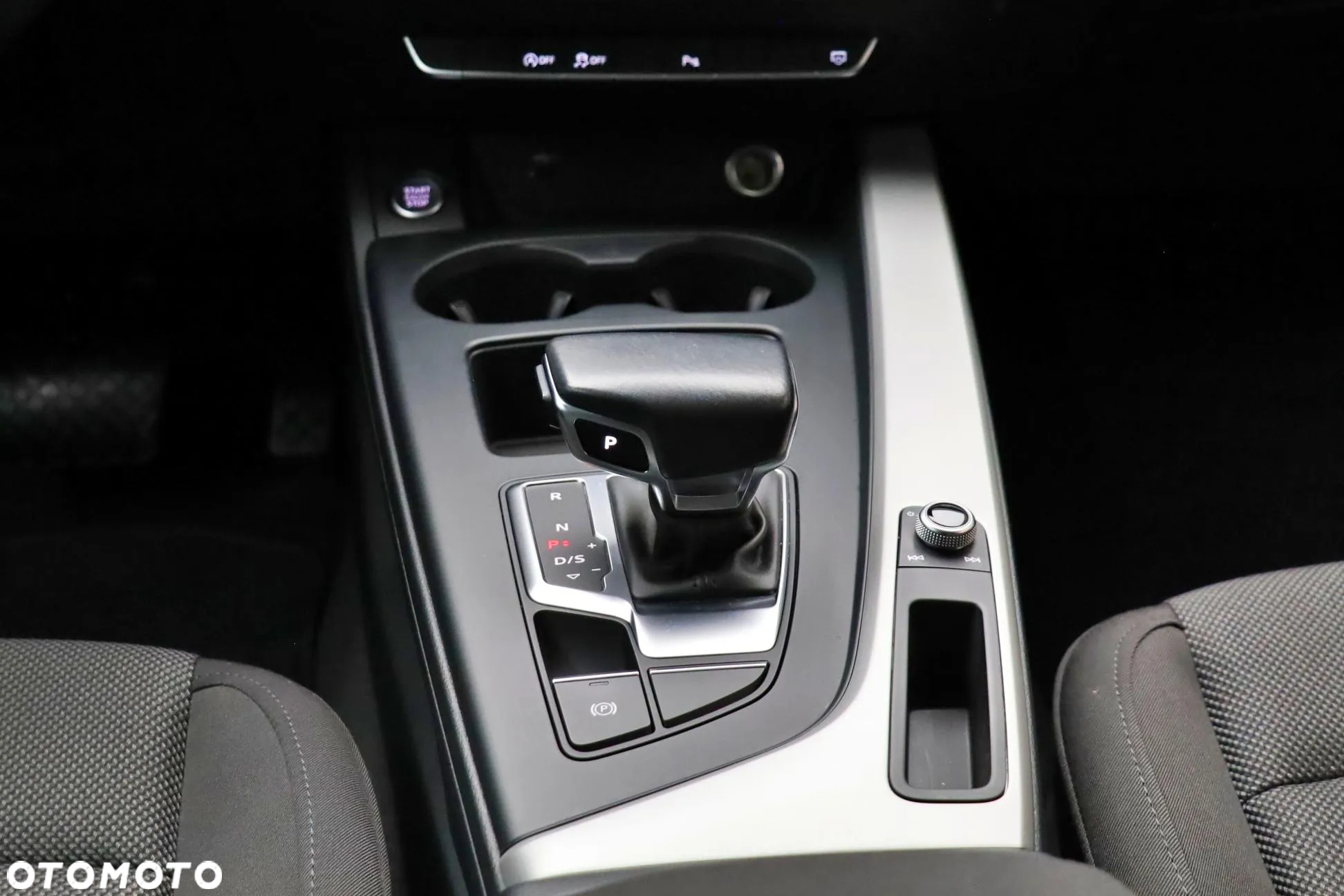 Audi A4 35 TFSI S tronic - 28