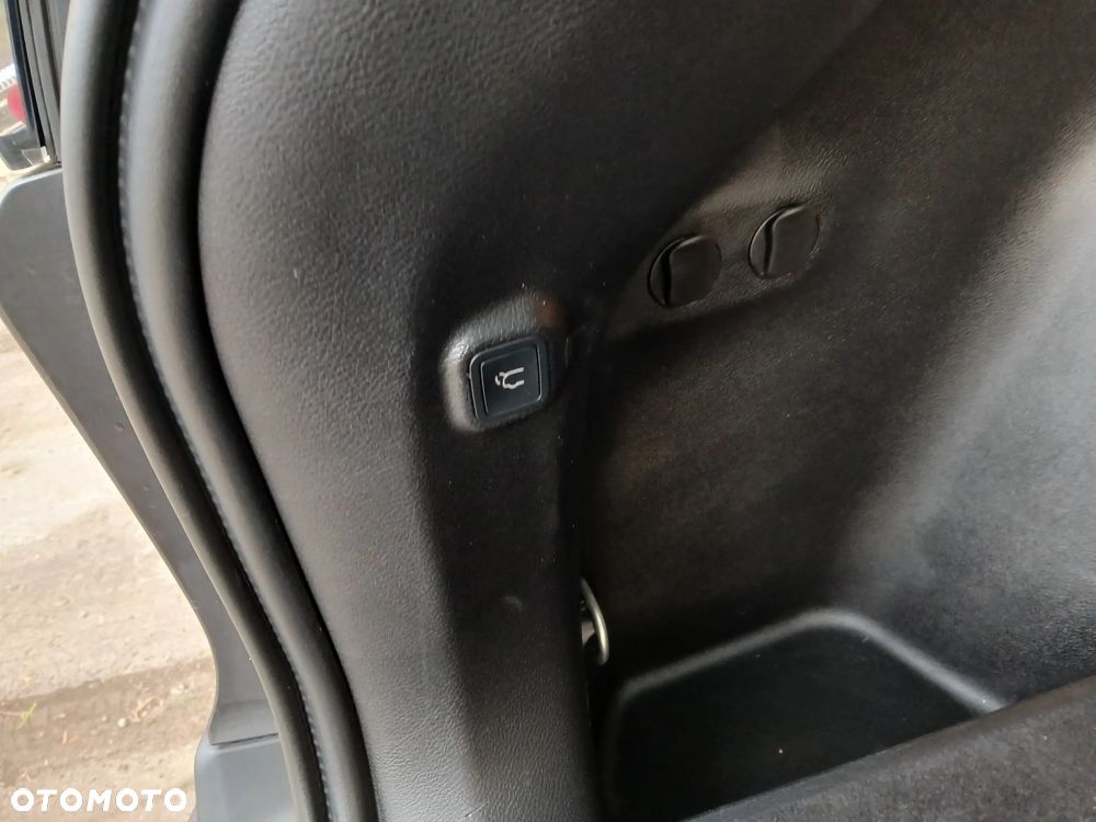 Jeep Cherokee 3.2 V6 Pentastar Active Drive I Automatik Limited - 21