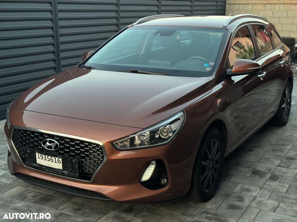 Hyundai i30 1.6 CRDI Premium - 3