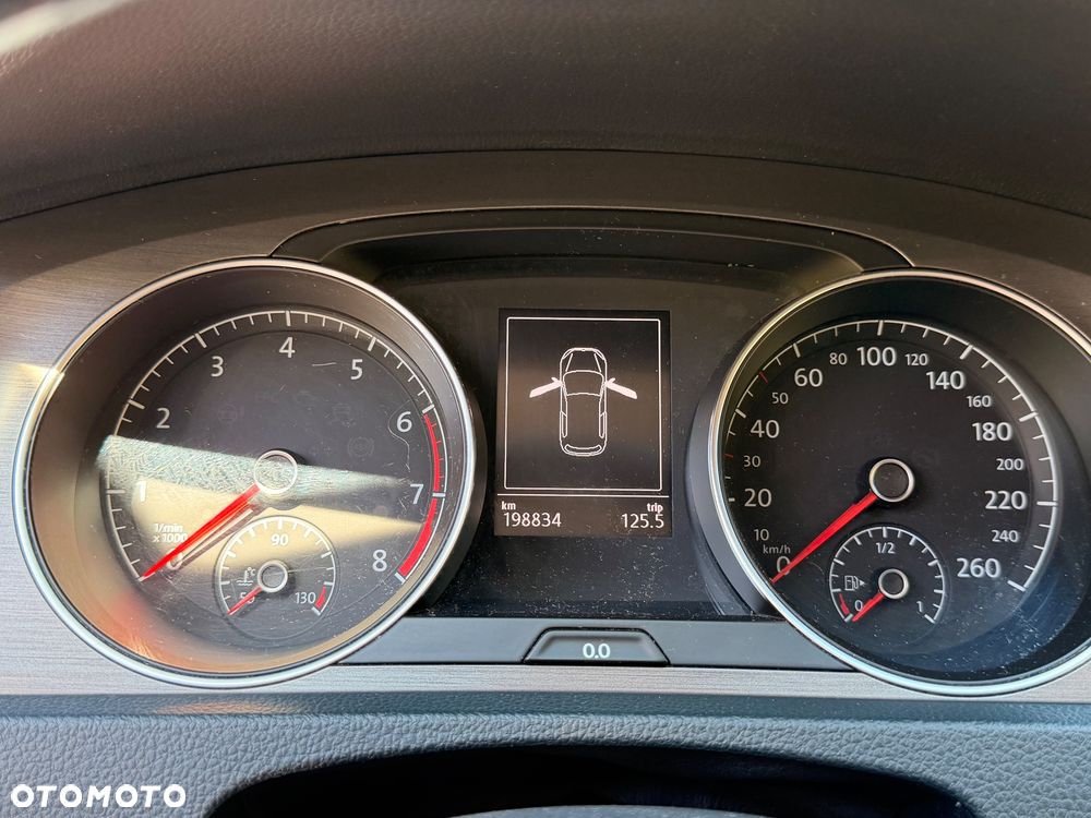 Volkswagen Golf 1.4 TSI BMT Comfortline - 19