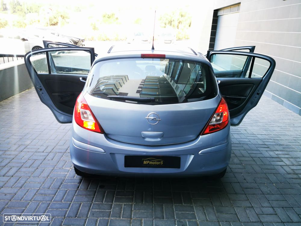 Opel Corsa 1.2 Cosmo - 15