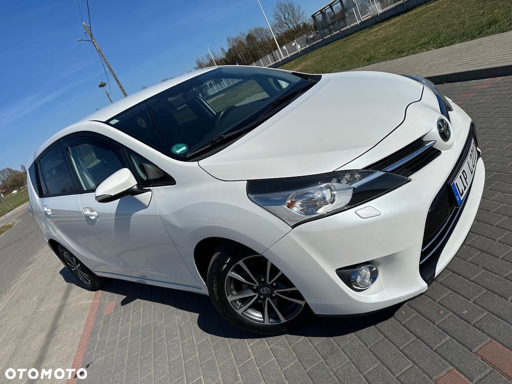 Toyota Verso 2.0 D-4D Edition - 12