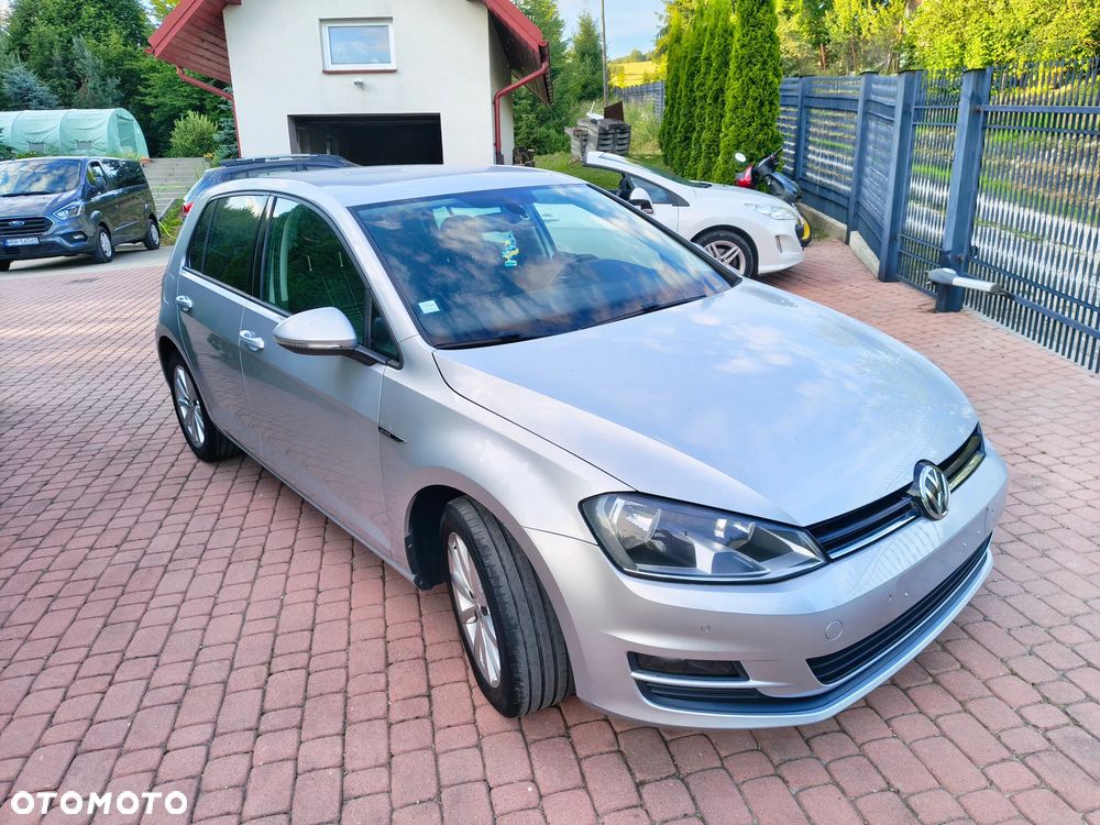 Volkswagen Golf 1.2 TSI BlueMotion Technology DSG Lounge - 26