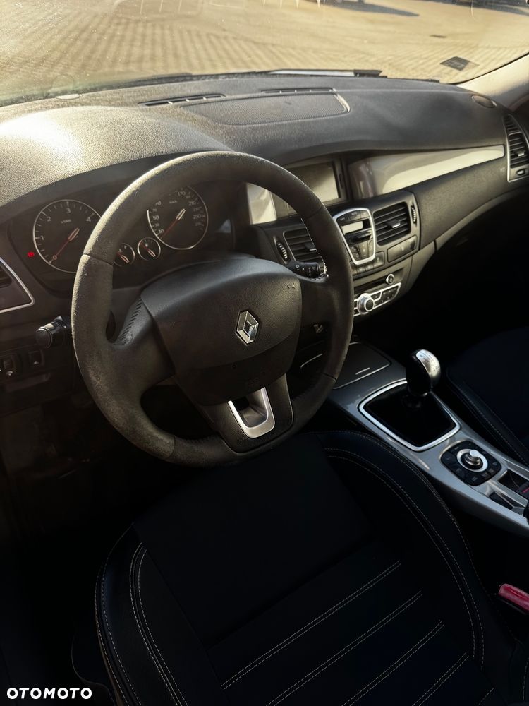 Renault Laguna 2.0 dCi Tech Run - 6
