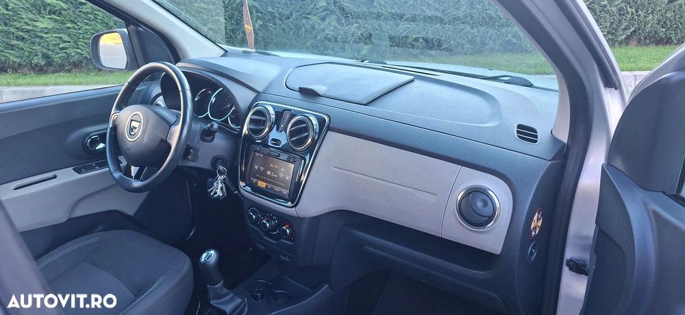 Dacia Lodgy TCe 115 Celebration - 7