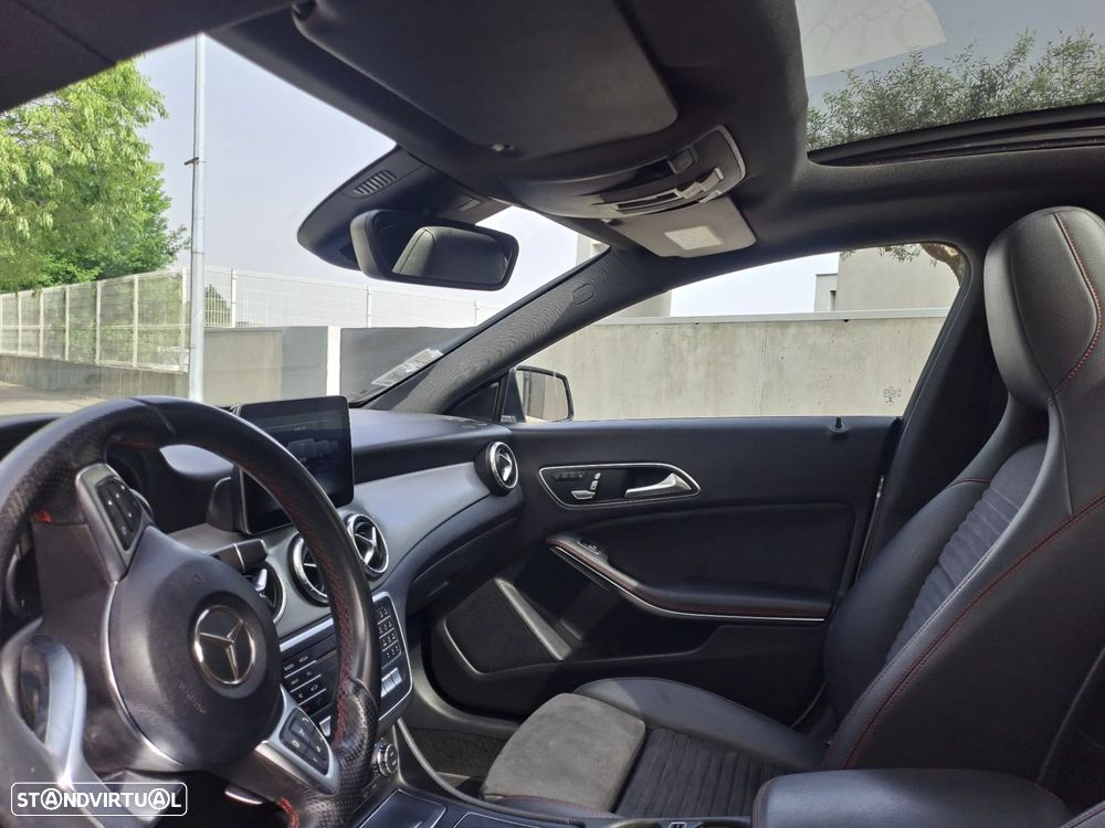 Mercedes-Benz CLA 220 d 7G-DCT AMG Line - 11