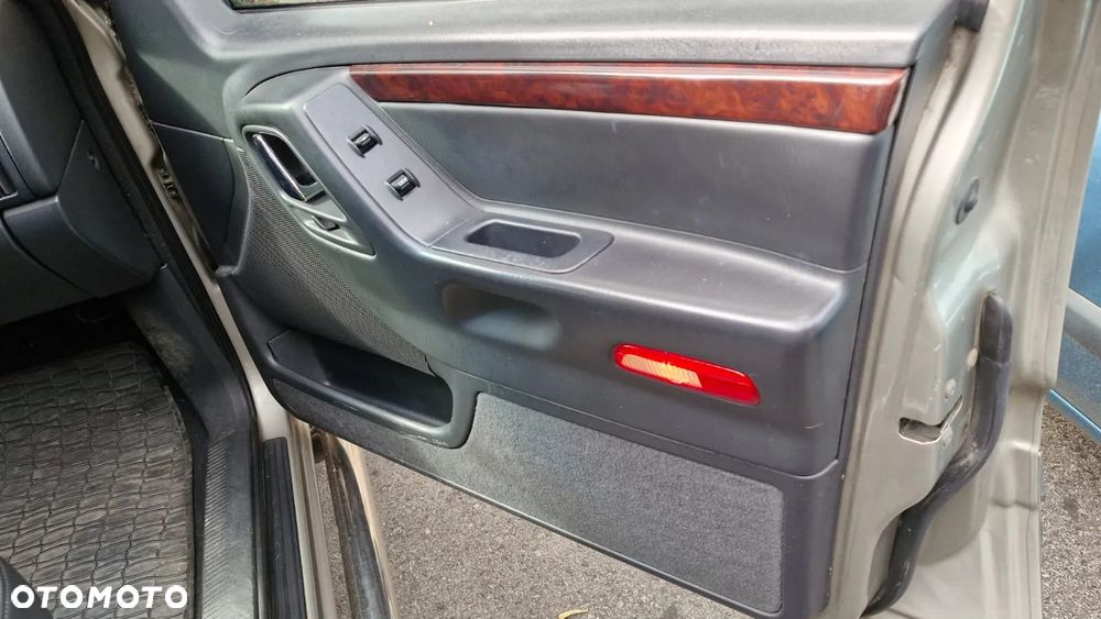 Jeep Grand Cherokee 4.7 Limited - 16