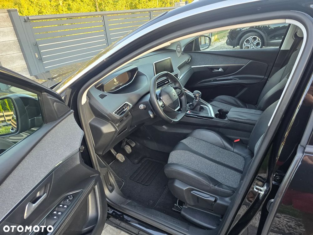 Peugeot 3008 PureTech 130 Stop & Start GPF Allure - 7