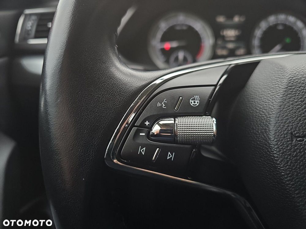 Skoda Superb 2.0 TDI SCR 4x4 Style DSG - 18