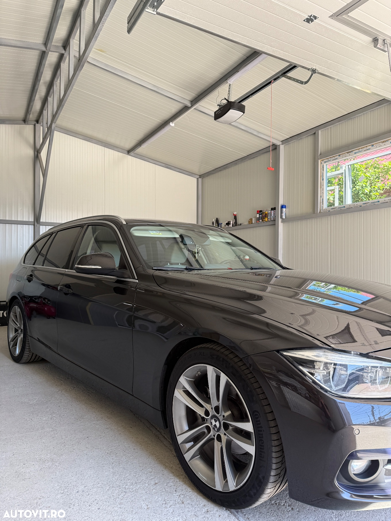 BMW Seria 3 320d Aut. Luxury Line - 26