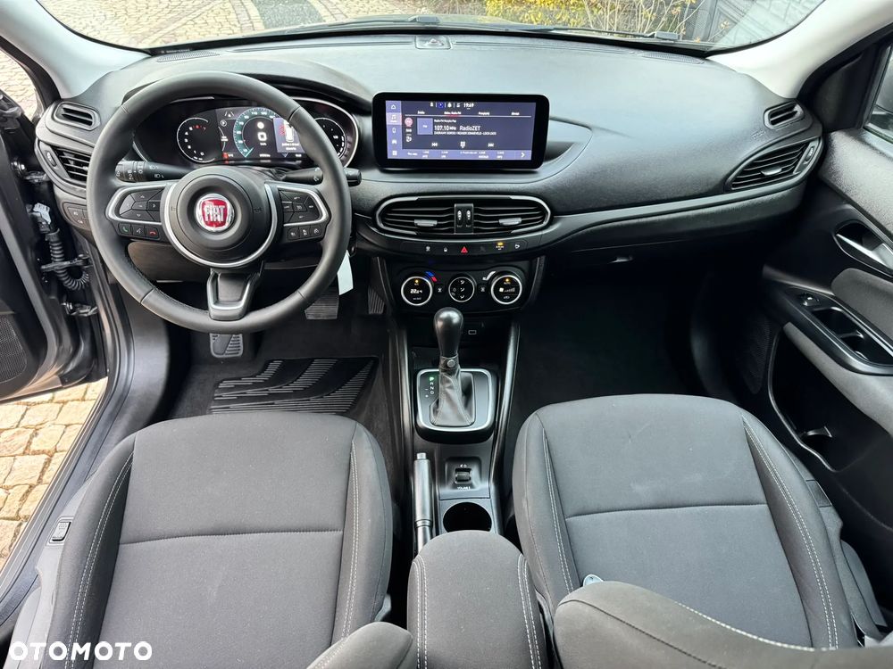 Fiat Tipo 1.5 Hybrid City Life DCT - 12