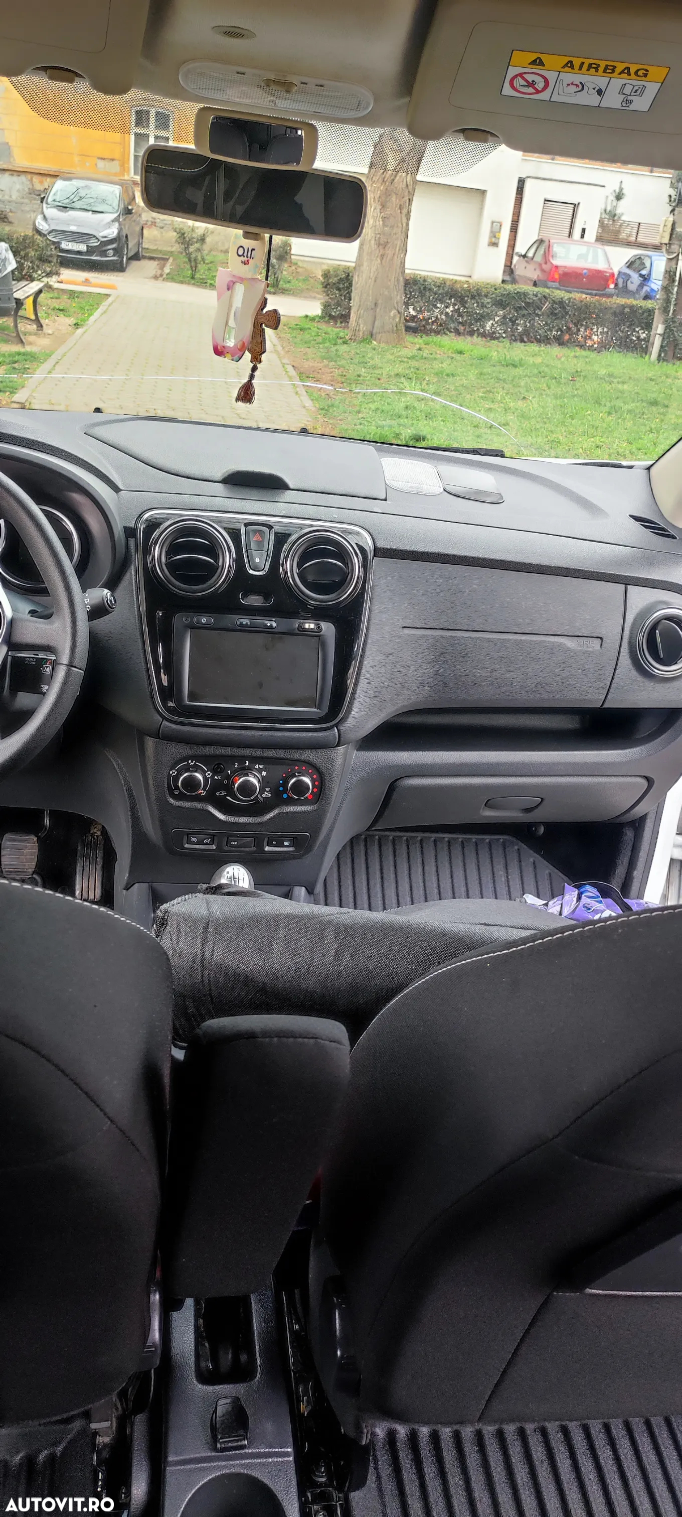 Dacia Lodgy - 8