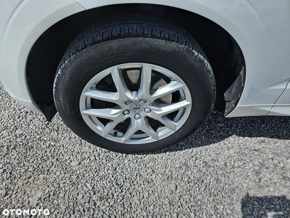 Volvo XC 60 T4 Momentum Pro - 9