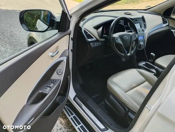 Hyundai Santa Fe - 16