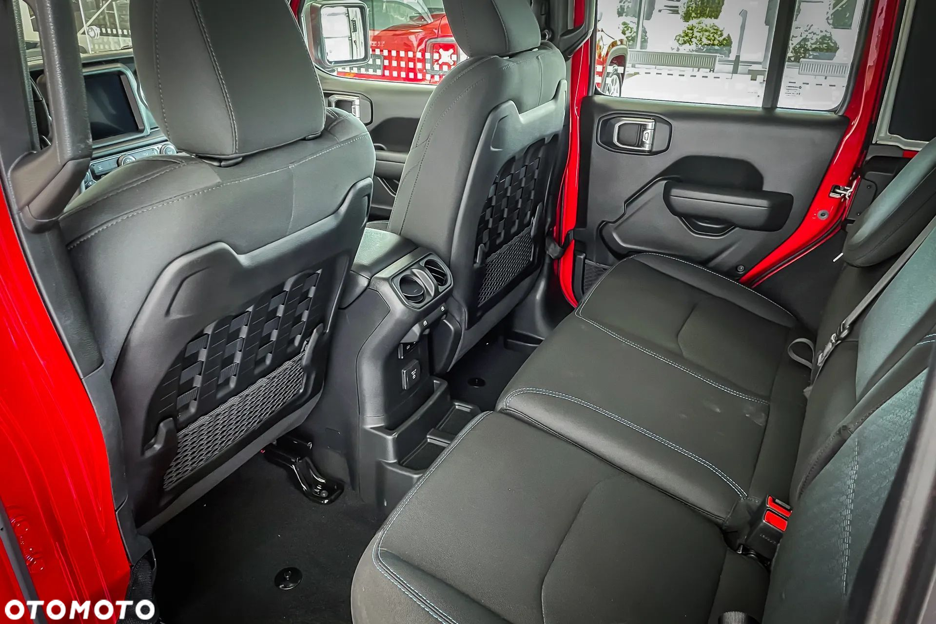 Jeep Wrangler Unlimited GME 2.0 Turbo Rubicon - 12