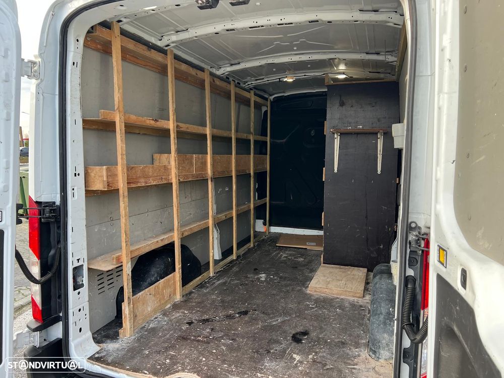 Ford Transit - 8