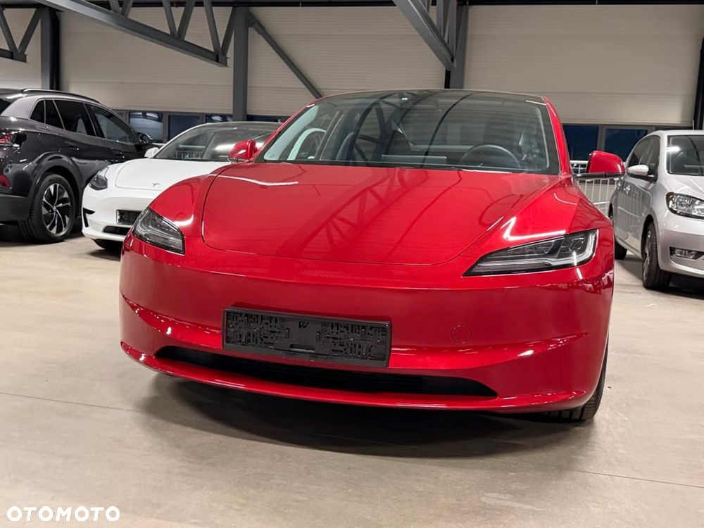 Tesla Model 3 Langstreckenbatterie Allradantrieb Dual Motor - 7
