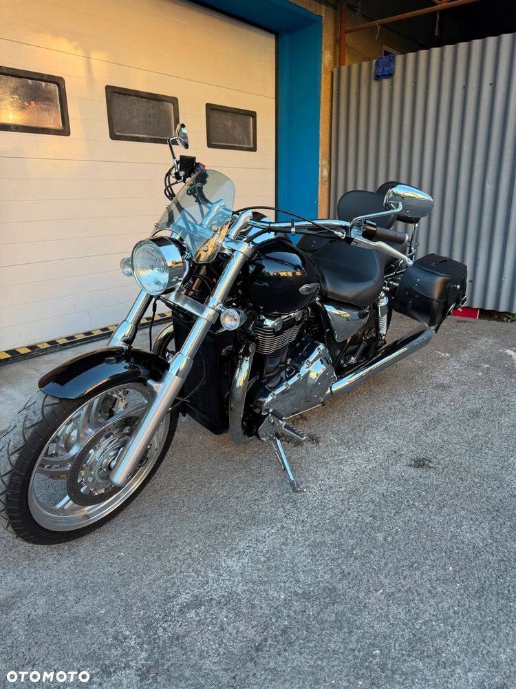 Triumph Thunderbird - 6
