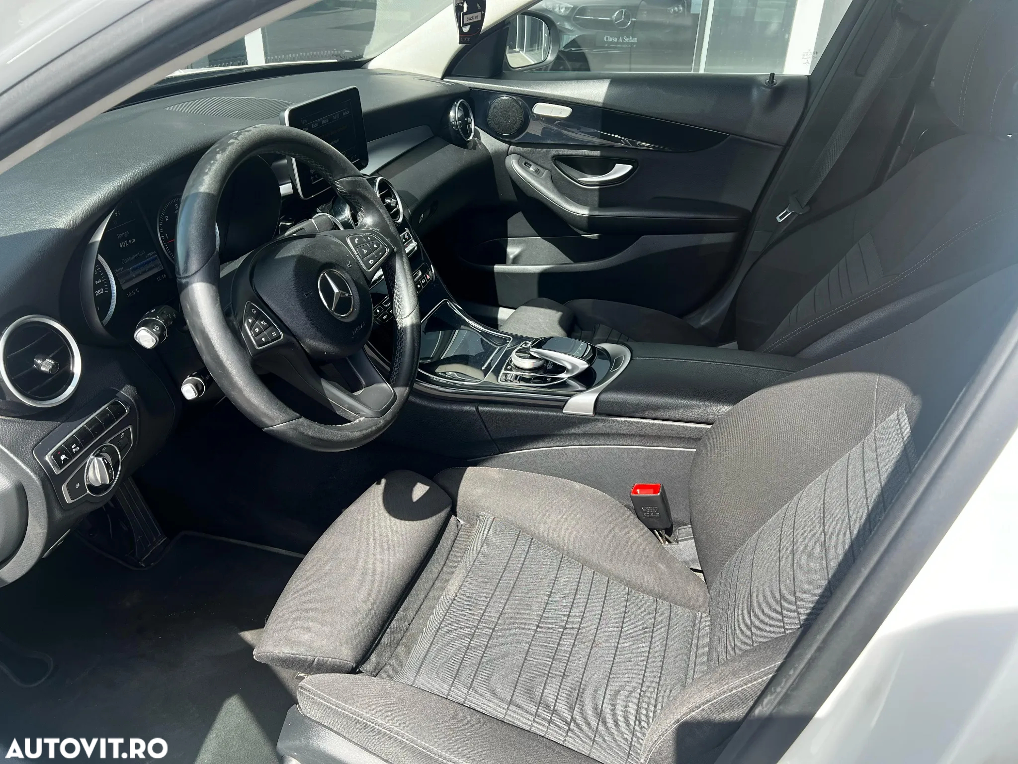 Mercedes-Benz C - 8