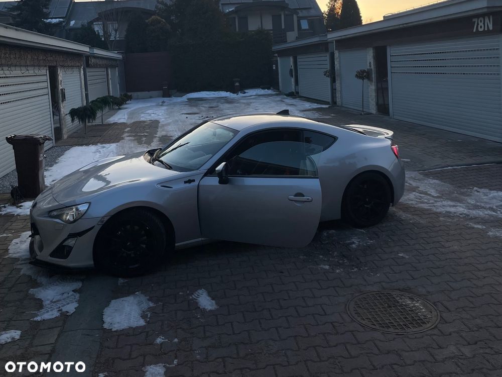 Toyota GT86 2.0 Prestige - 2