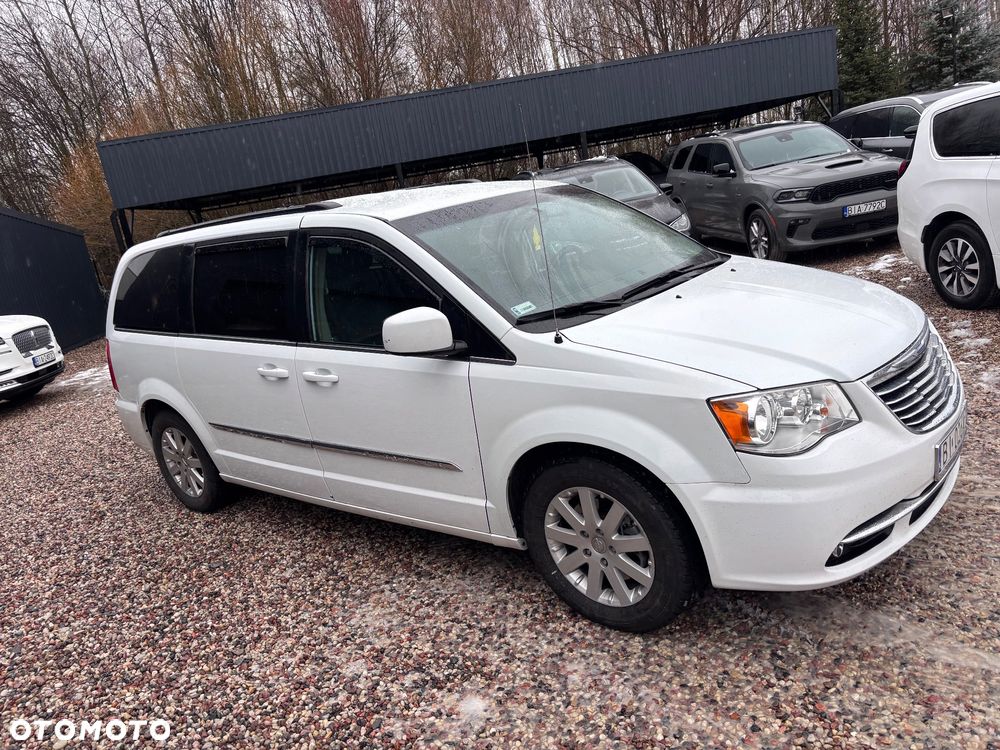 Chrysler Town & Country 3.6 Touring - 2