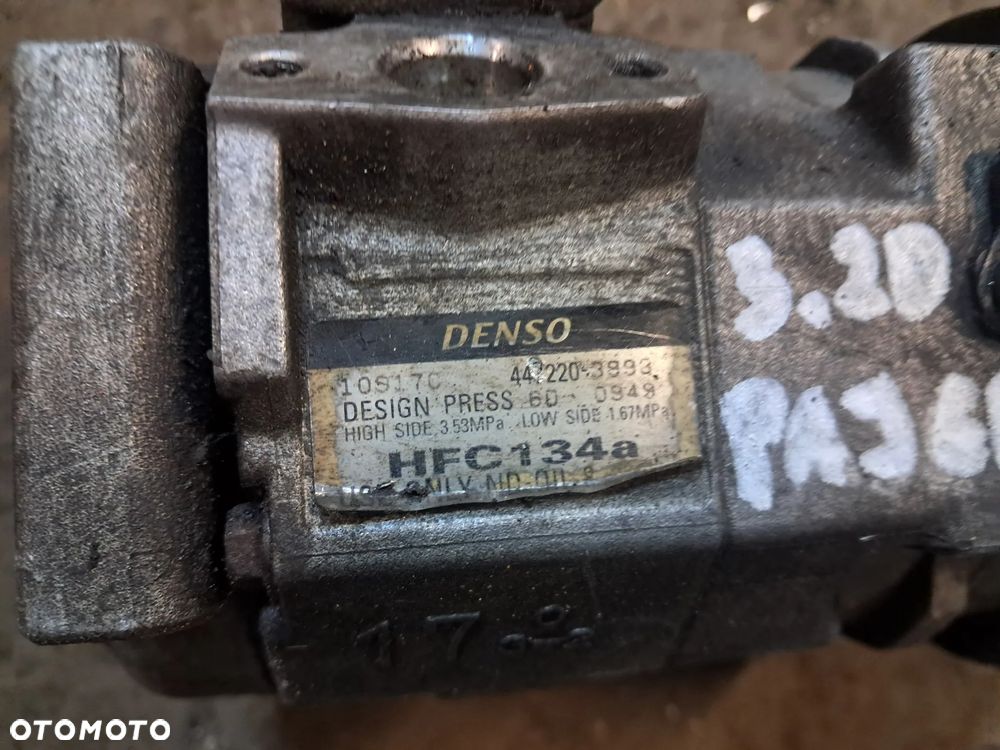 Mitsubishi Pajero 3.2 Diesel Sprężarka klimatyzacji 4472203993 - 2