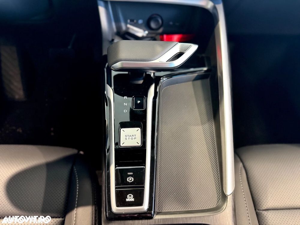 MG ZS HEV 1.5 GSI AT Exclusive - 11