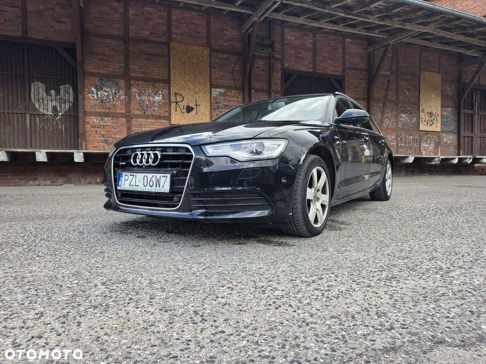 Audi A6 Avant 2012 photo 2