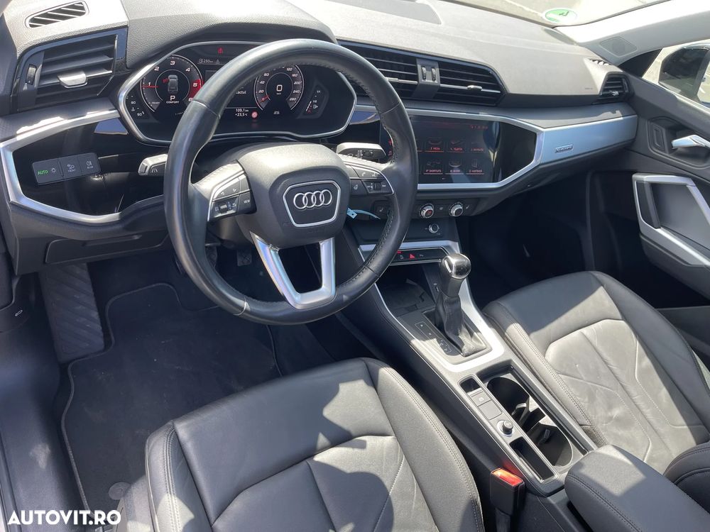 Audi Q3 2.0 40 TDI S tronic quattro S Line - 10
