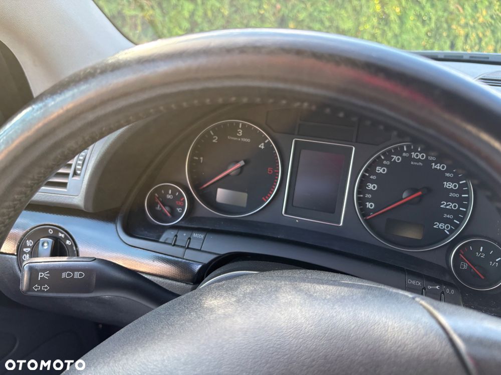 Audi A4 Avant - 15
