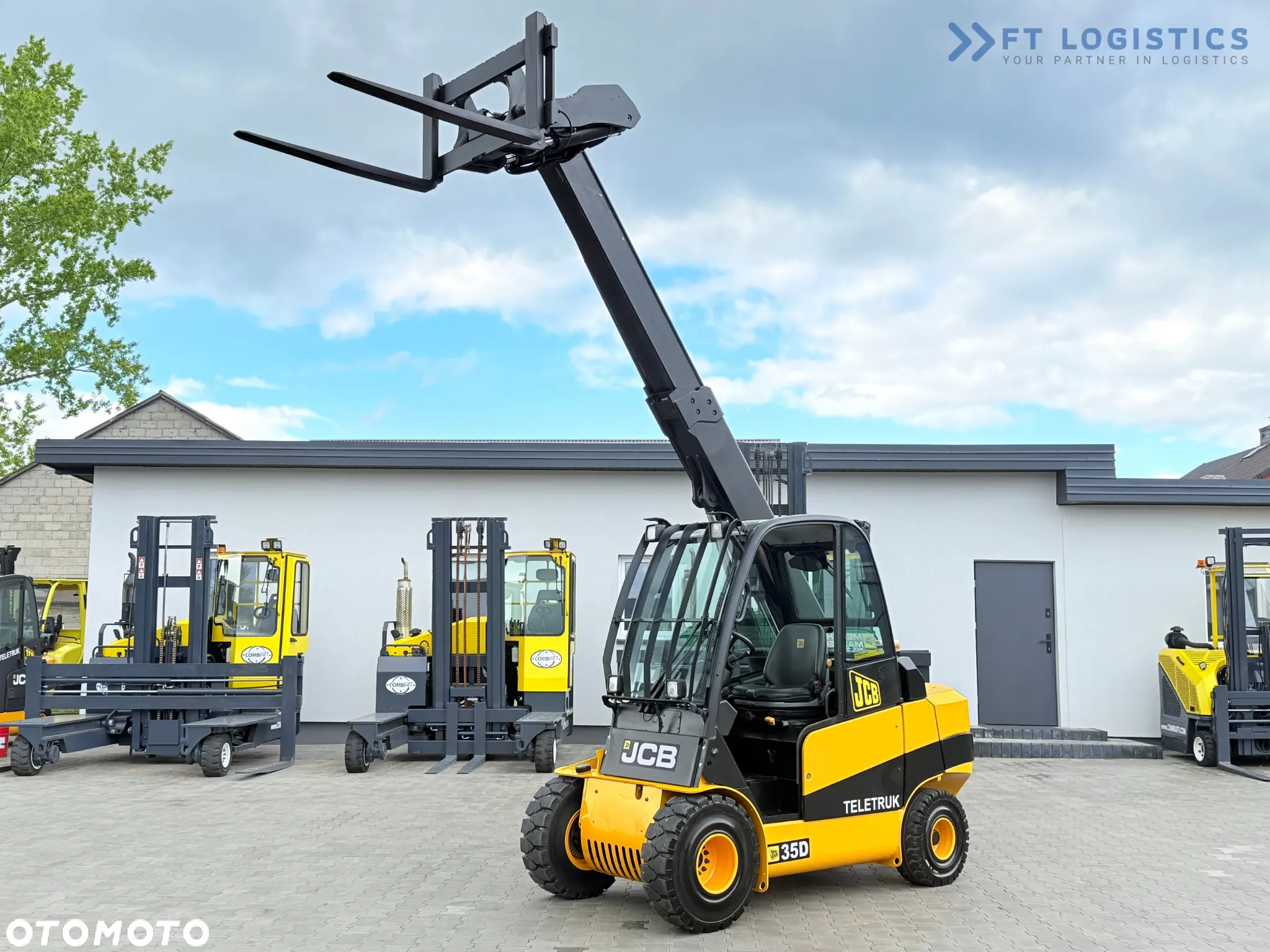 JCB TLT35D / DIESEL / KABINA / NOWE OPONY / 4450MM / TELESKOP - STAN IDEALNY - 34