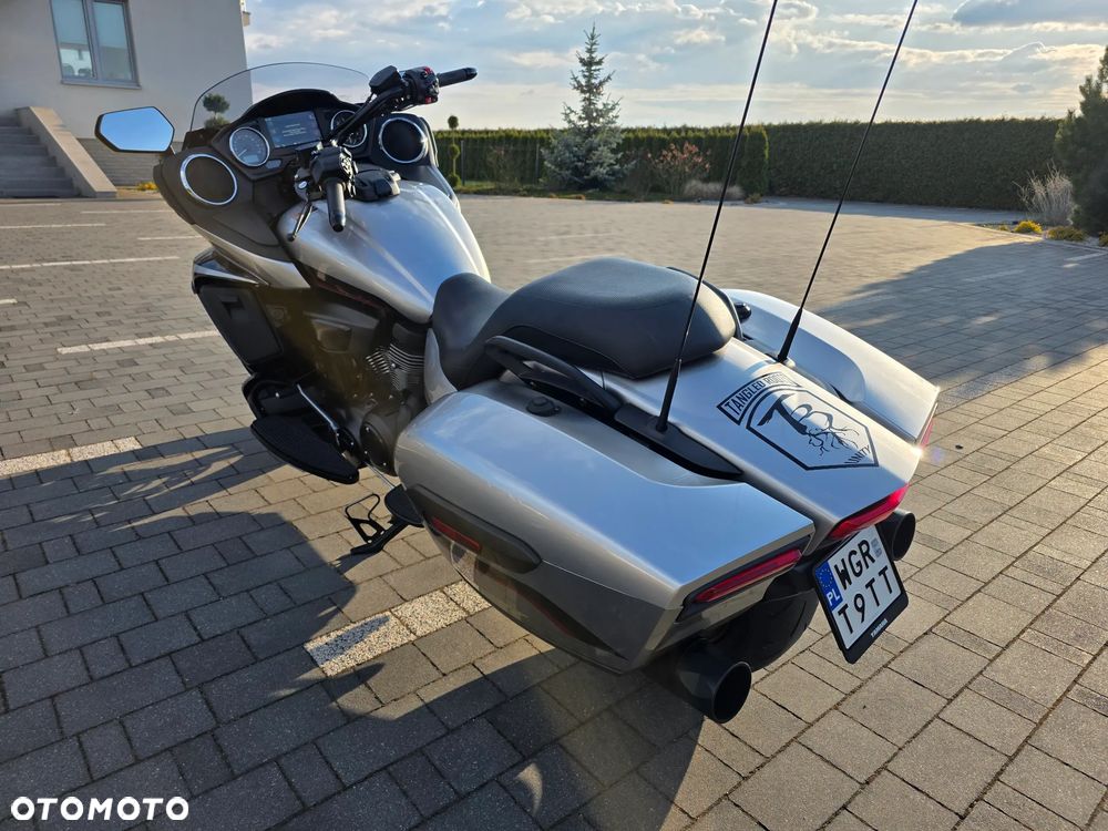 Yamaha Venture - 20