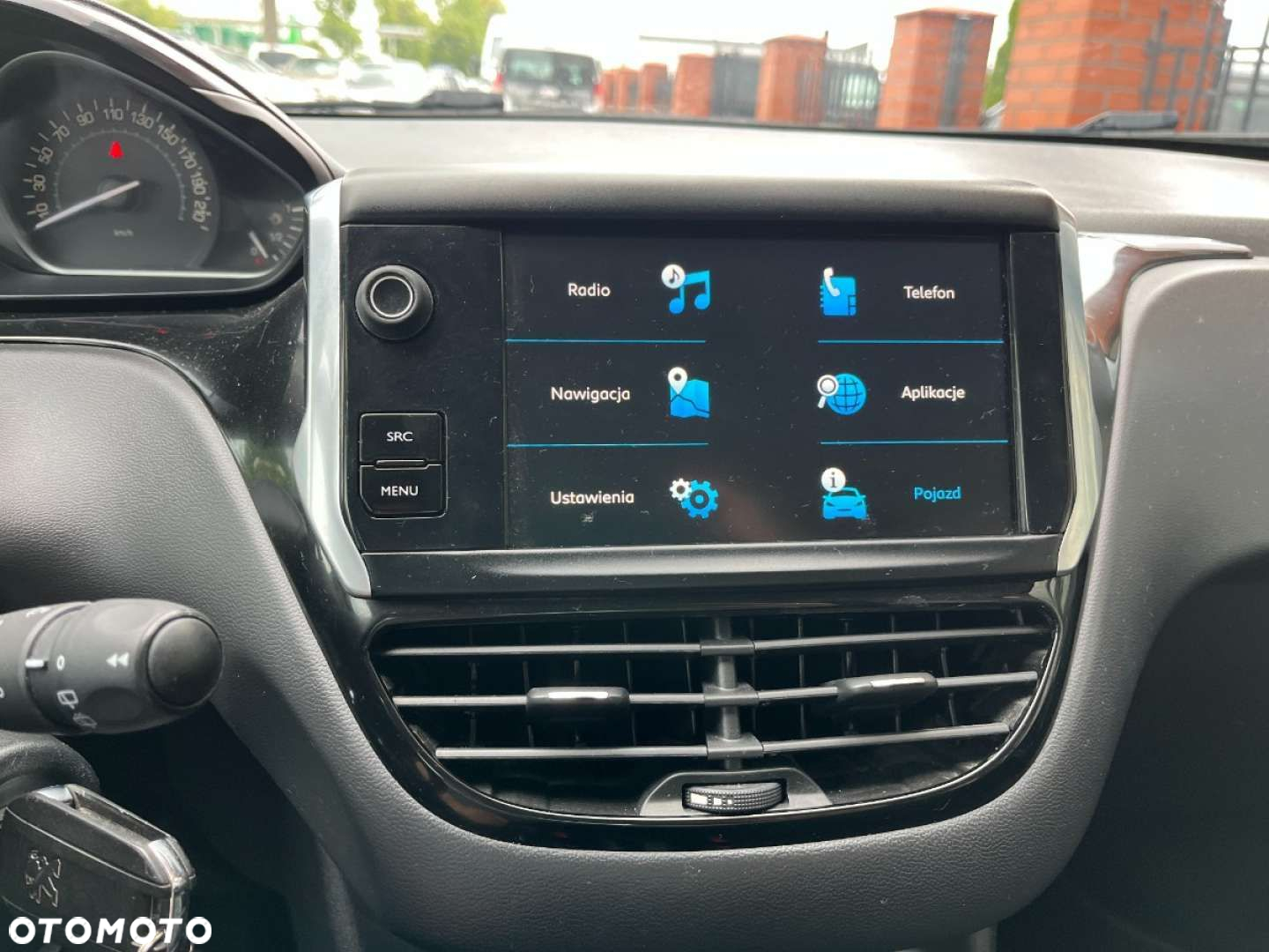 Peugeot 208 PureTech 82 Stop & Start Signature - 12