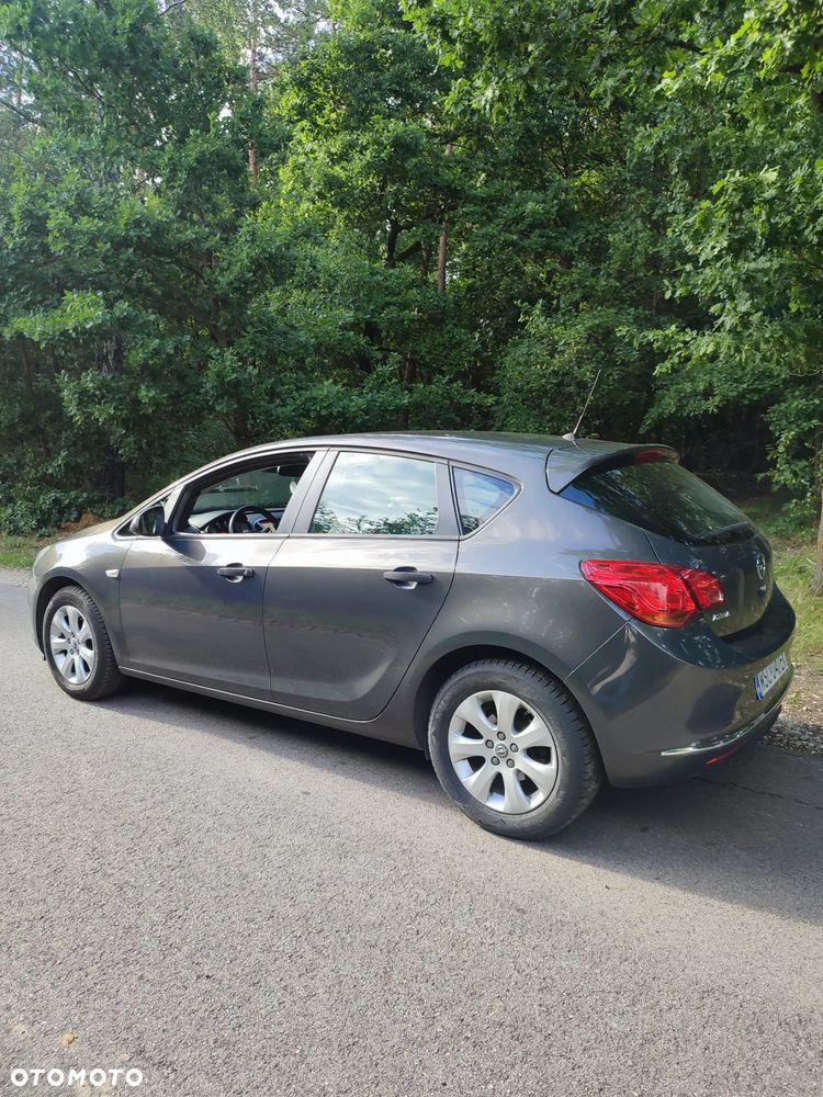 Opel Astra IV 1.4 Essentia - 16