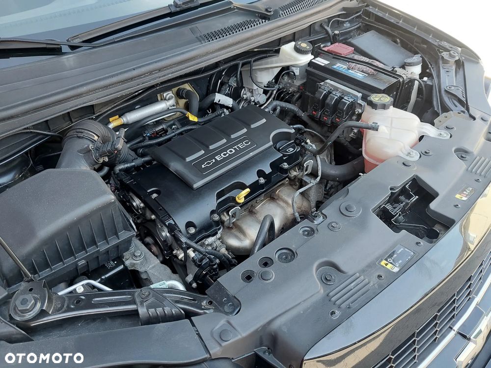 Chevrolet Aveo 1.4 LTZ - 24