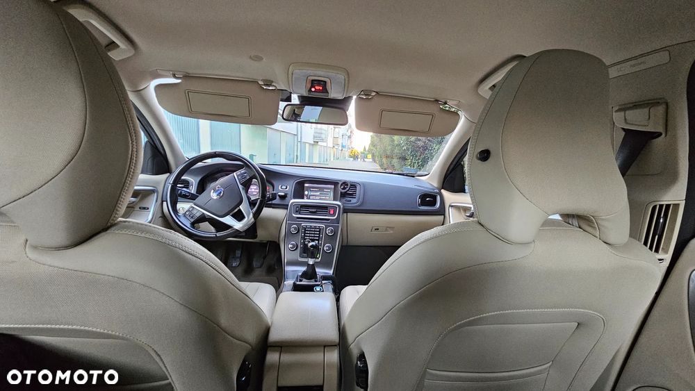 Volvo S60 DRIVe - 10