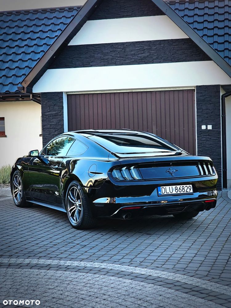 Ford Mustang 3.7 V6 - 6