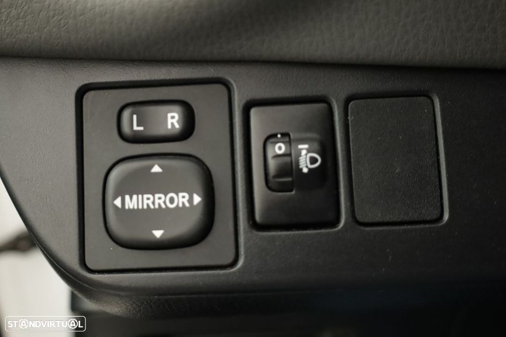 Toyota Yaris 1.0 VVT-i Comfort - 18