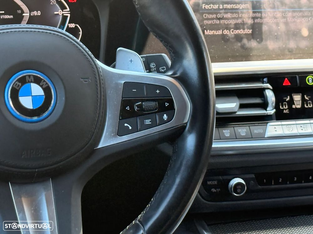 BMW 330 e Pack Desportivo M Auto - 12