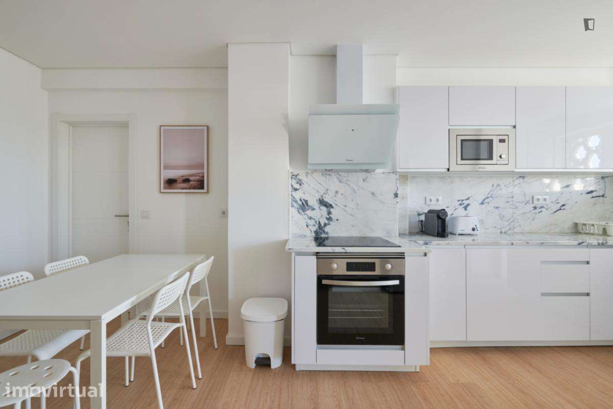 Quarto - localizado em Telheiras Lisbon - Grande imagem: 5/18