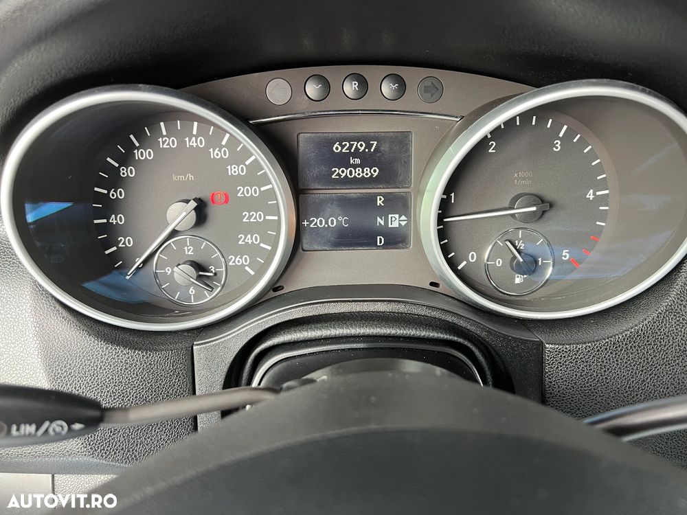 Mercedes-Benz ML - 8