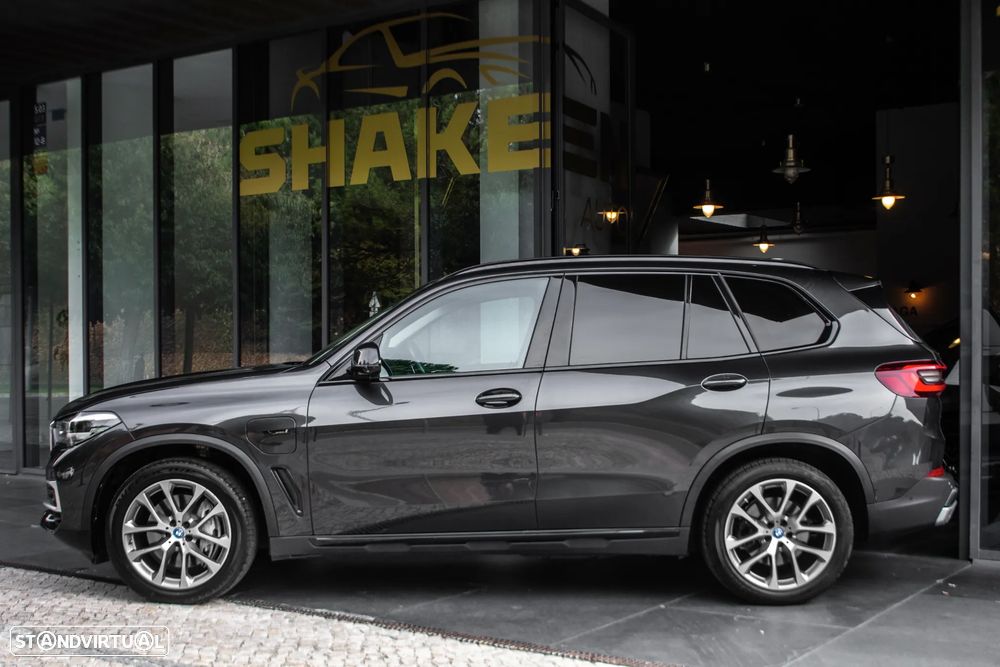 BMW X5 xDrive45e - 2