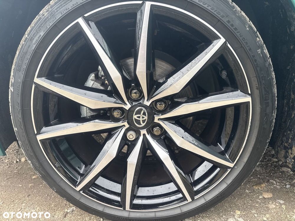 Toyota Corolla 1.8 Hybrid GR Sport Dynamic - 19