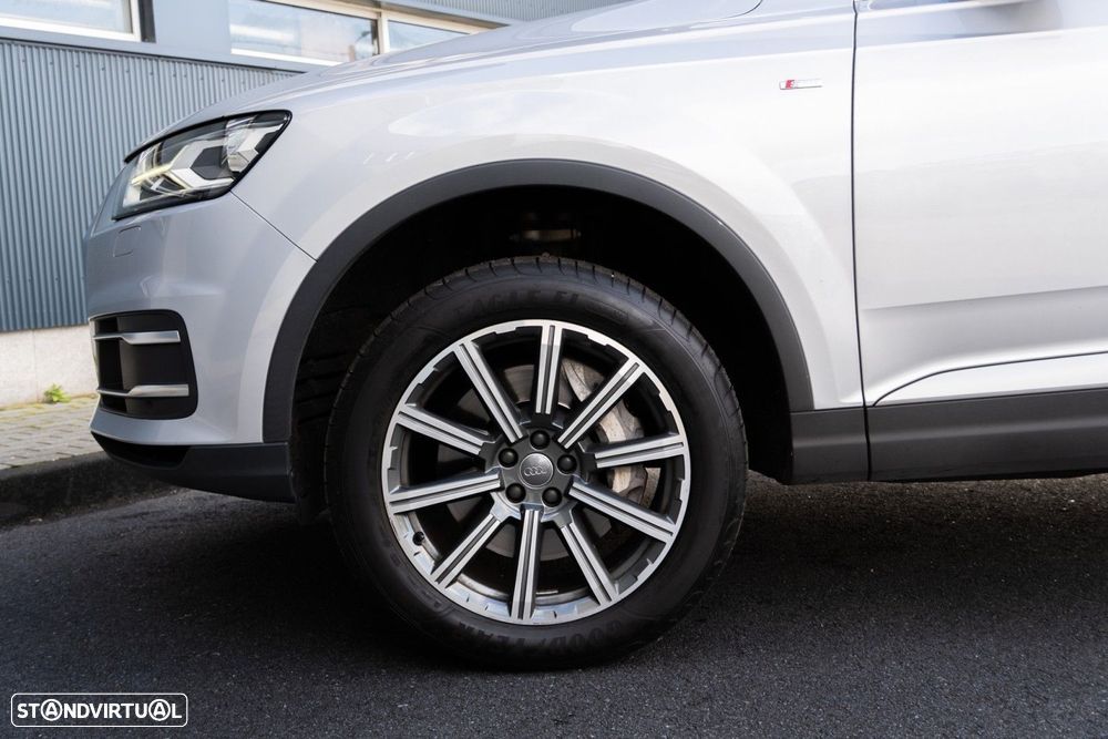 Audi Q7 3.0 V6 TDi quattro S-line Tiptronic - 44