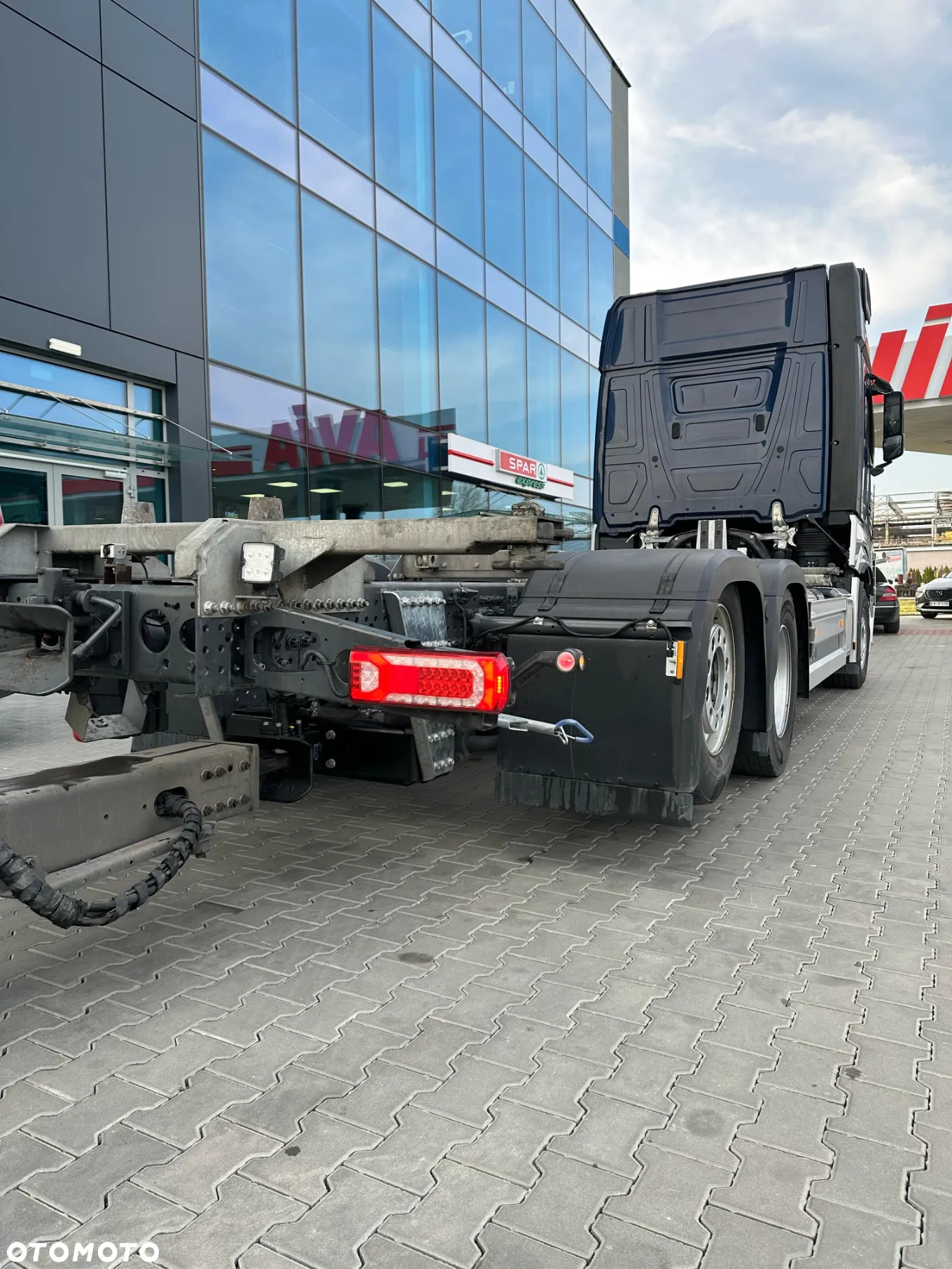 Mercedes-Benz ACTROS L 2548 - 18