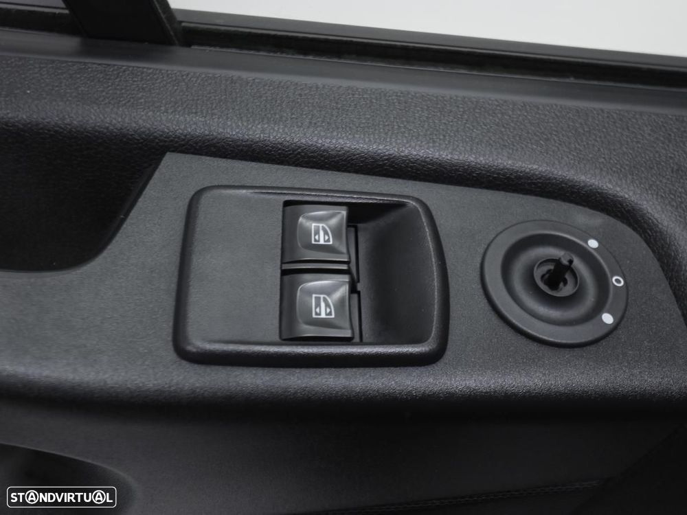 Renault Trafic 2.0 dCi L1H1 c/frio c/iva - 15