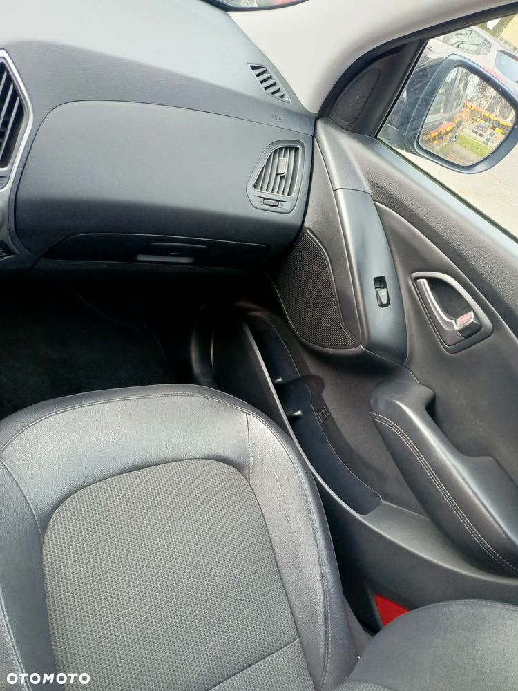 Hyundai ix35 2.0 2WD Automatik Trend - 12