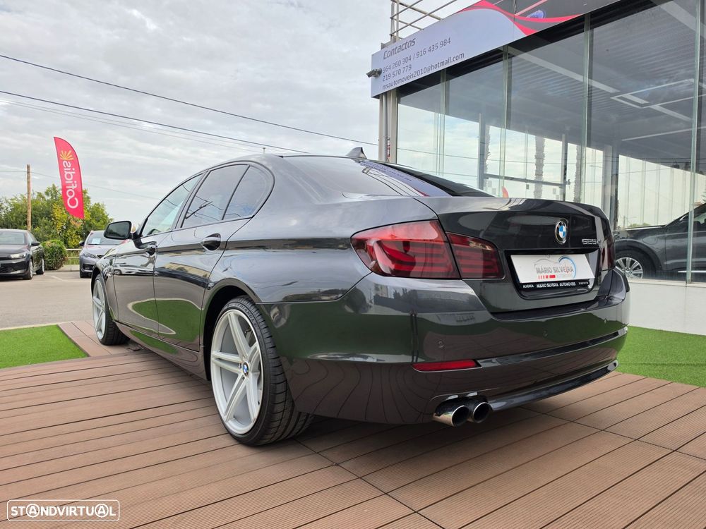 BMW 525 d Auto - 16