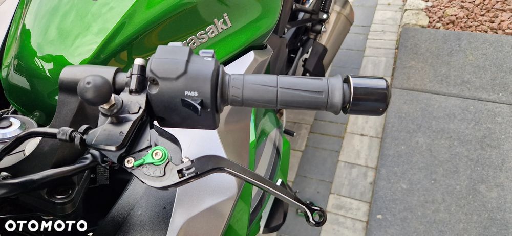 Kawasaki Ninja 1000 SX - 7
