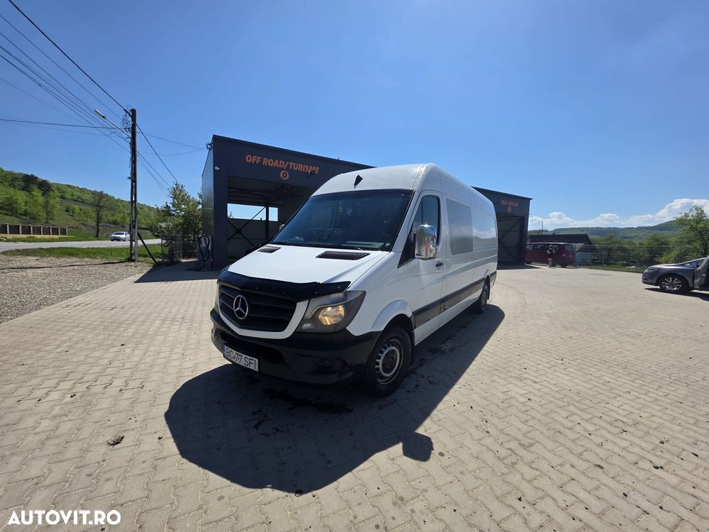 Mercedes-Benz Sprinter - 1